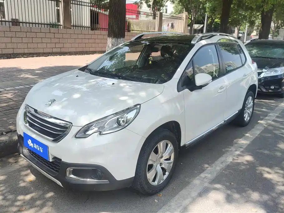 PEUGEOT 2008