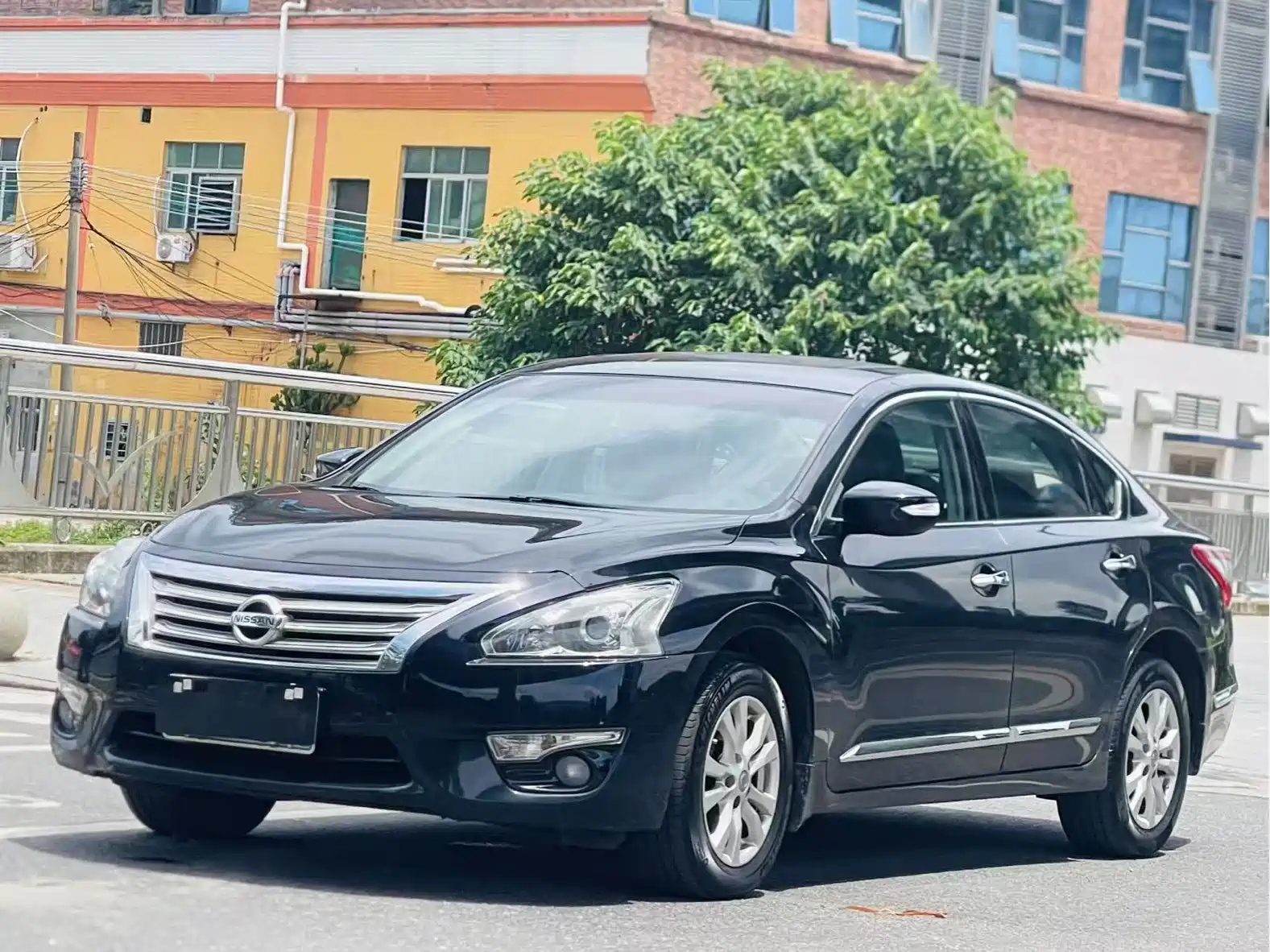 NISSAN TEANA 2013