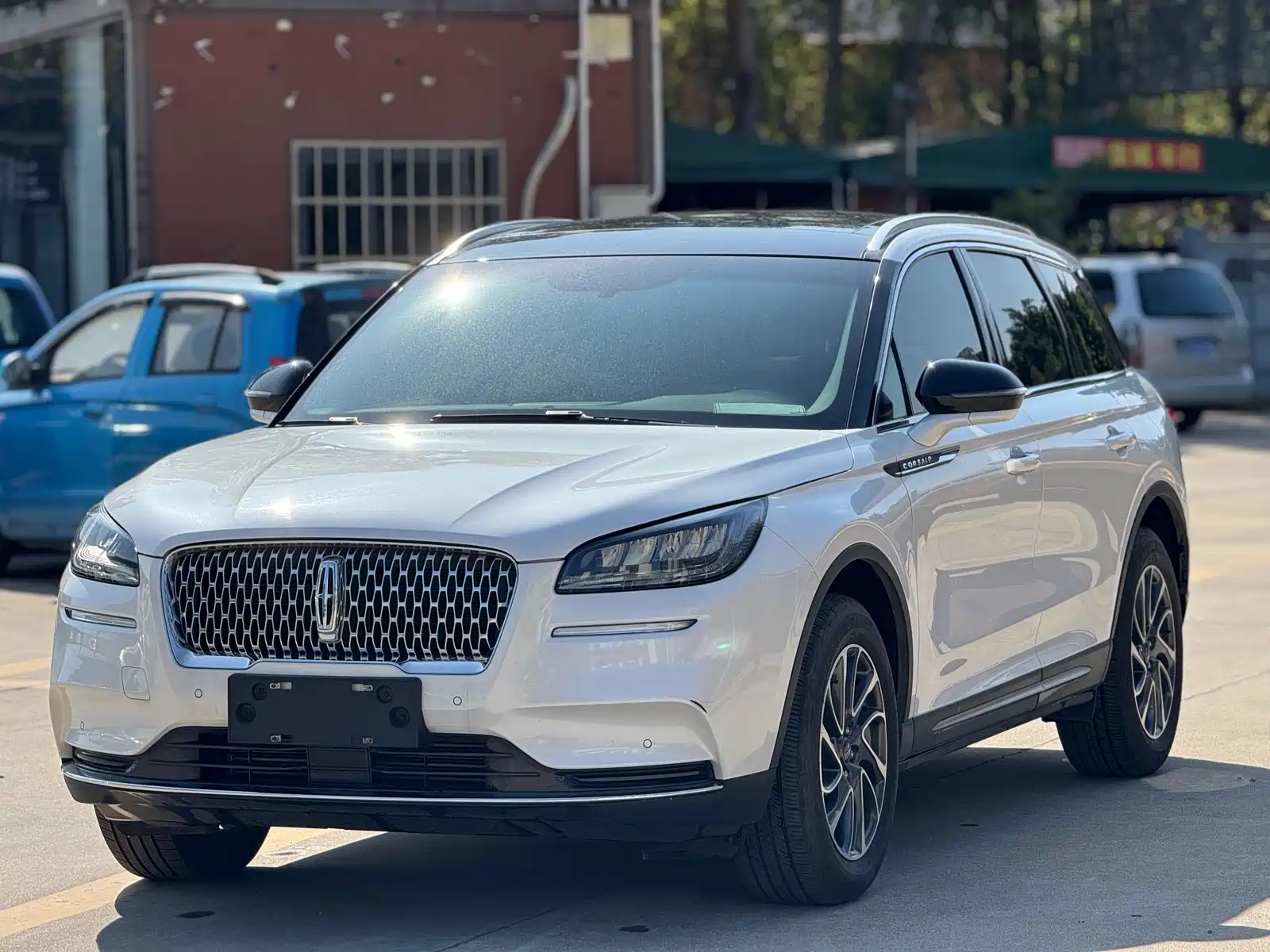 LINCOLN ADVENTURER 2022