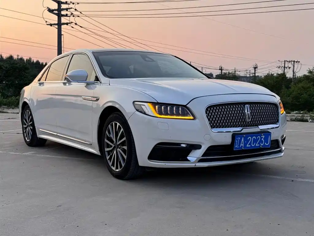LINCOLN CONTINENTAL 2017