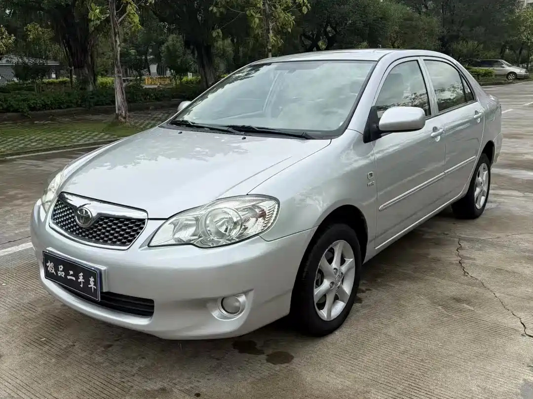 TOYOTA COROLLA 2010