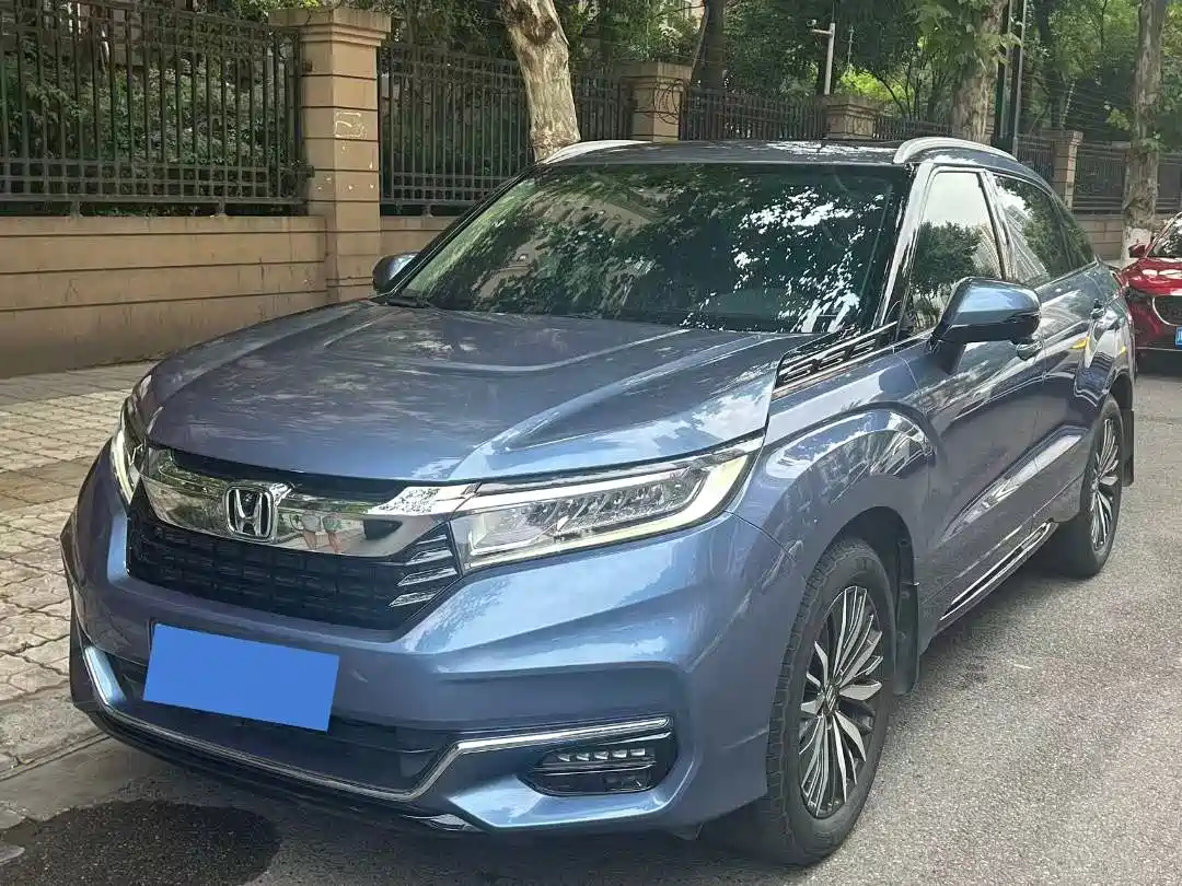 HONDA AVANCIER 2020