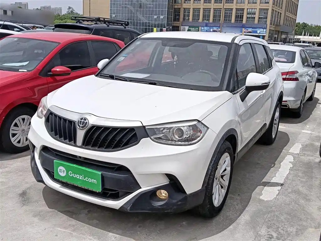 ZHONGHUA V3 2016
