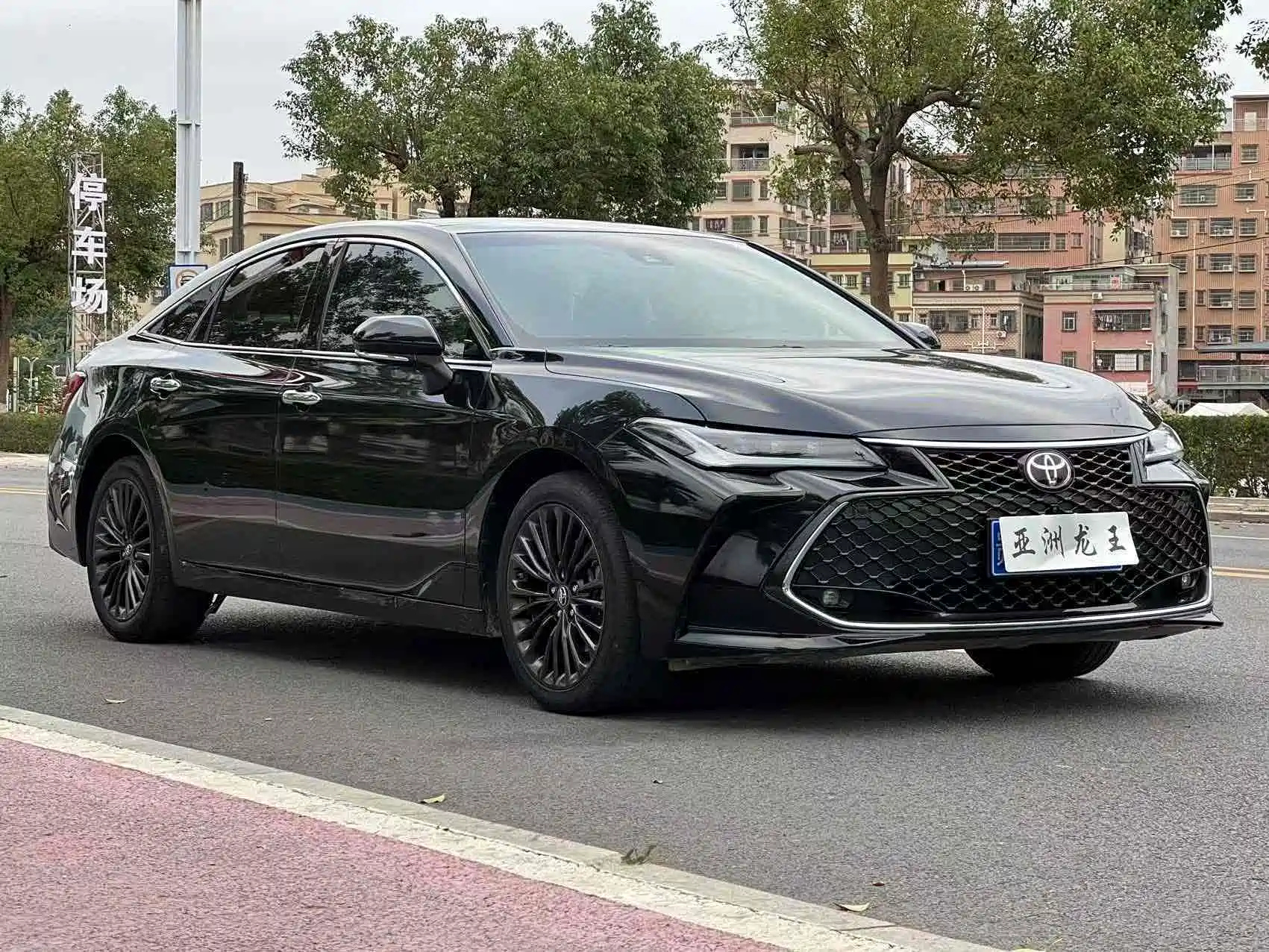 TOYOTA AVALON 2022