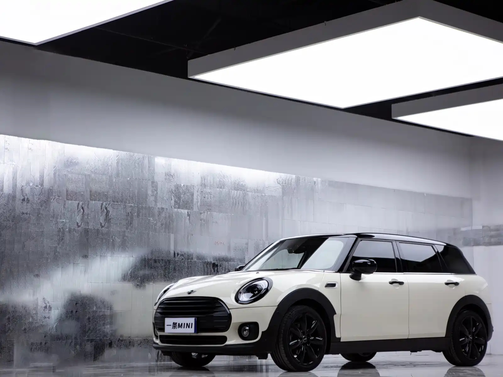 MINI CLUBMAN 2022