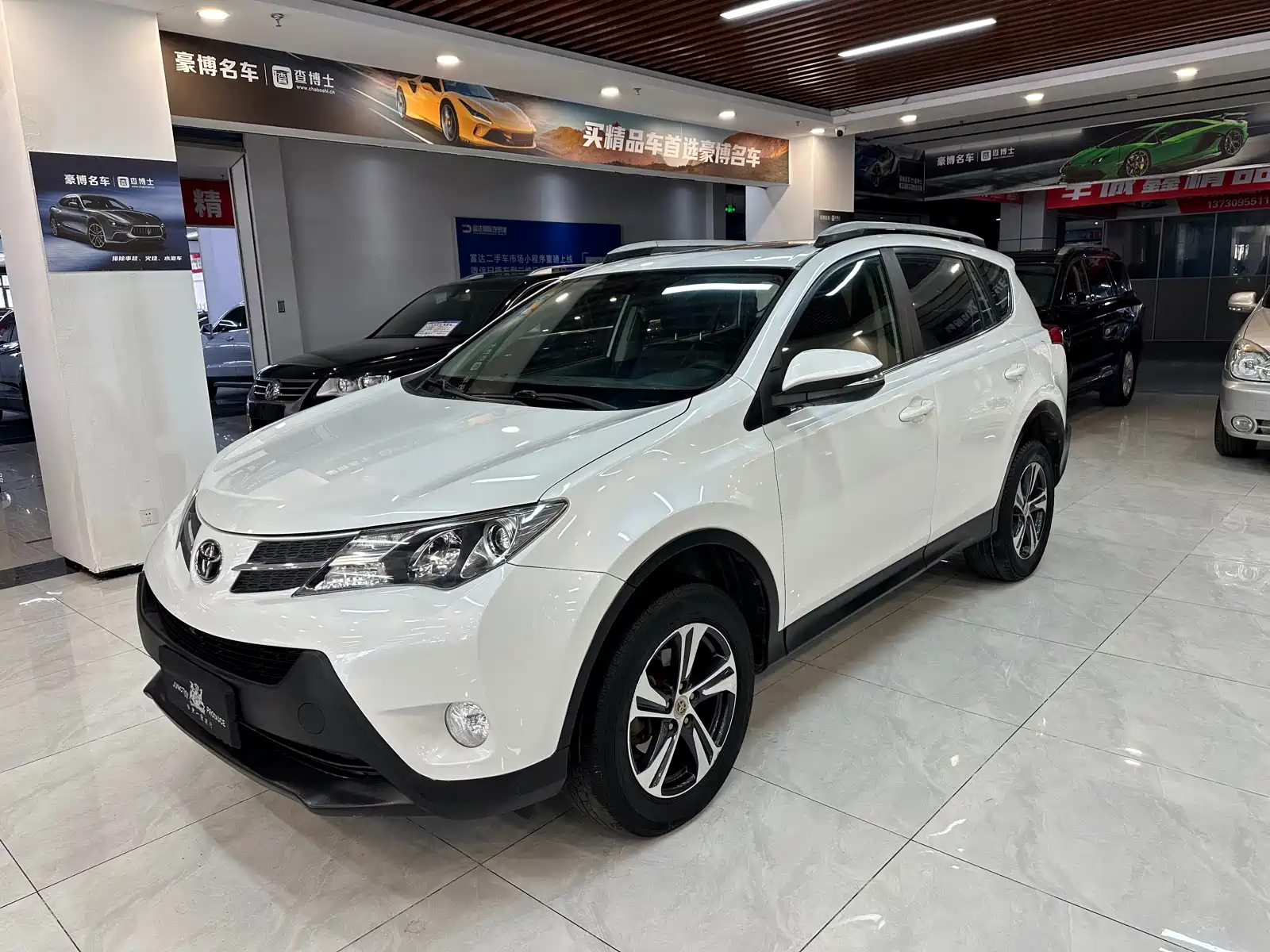 TOYOTA RAV4 RONGFANG 2015