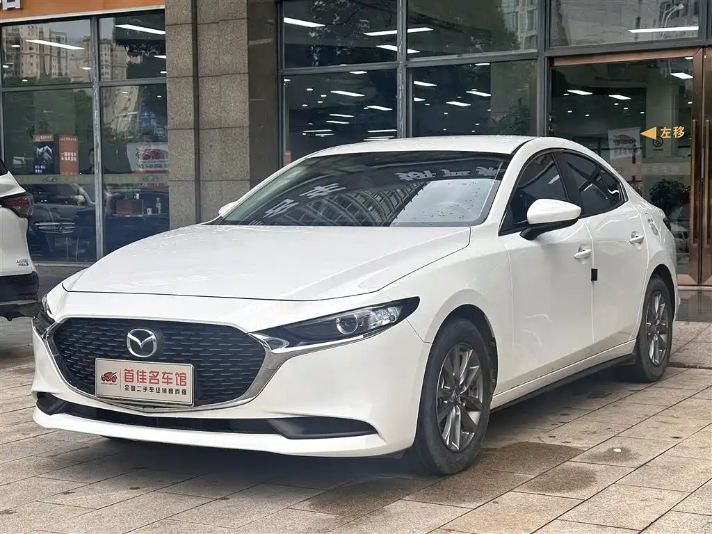 MAZDA 3 AXELA 2020