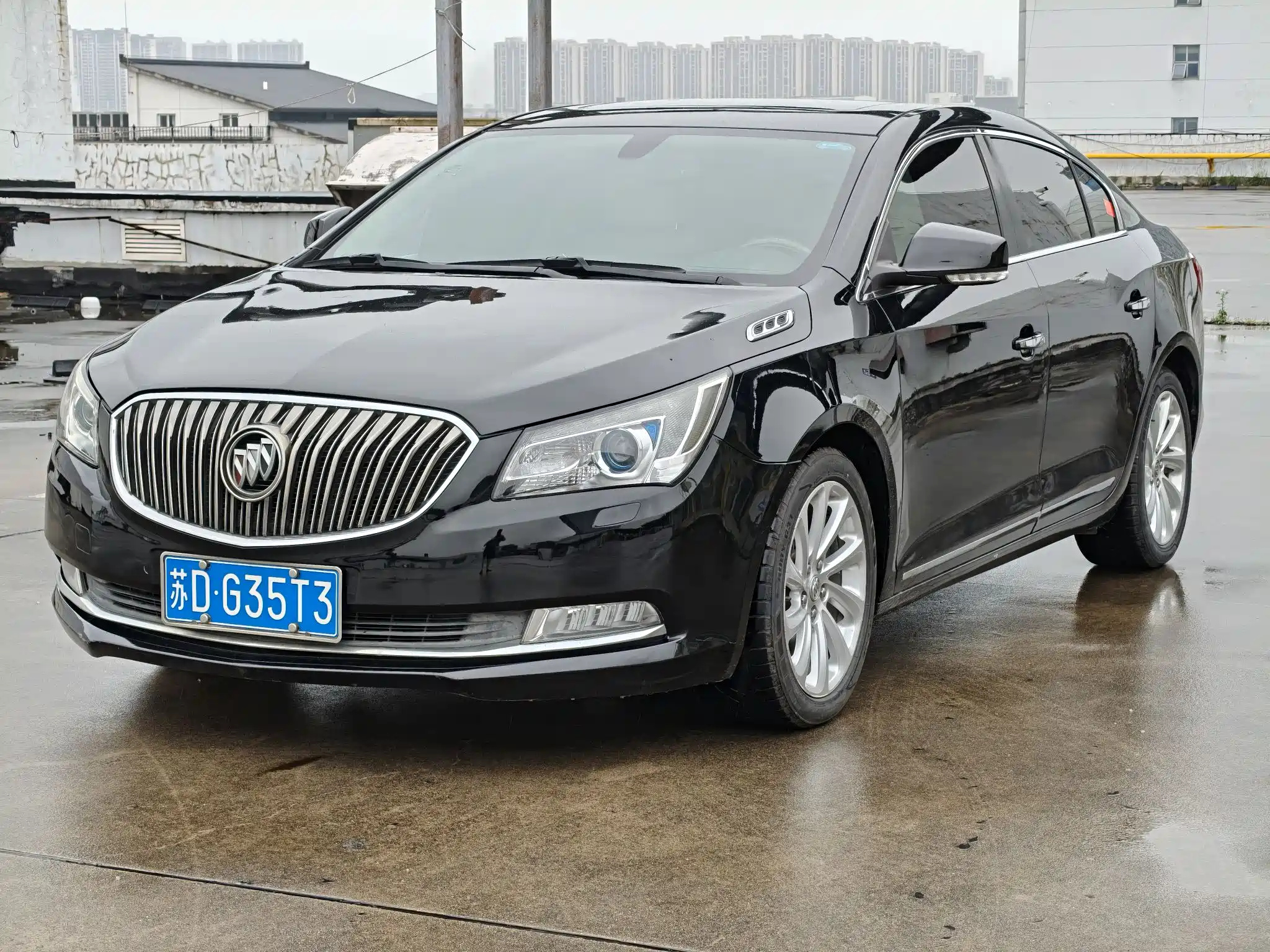 BUICK LACROSSE 2013