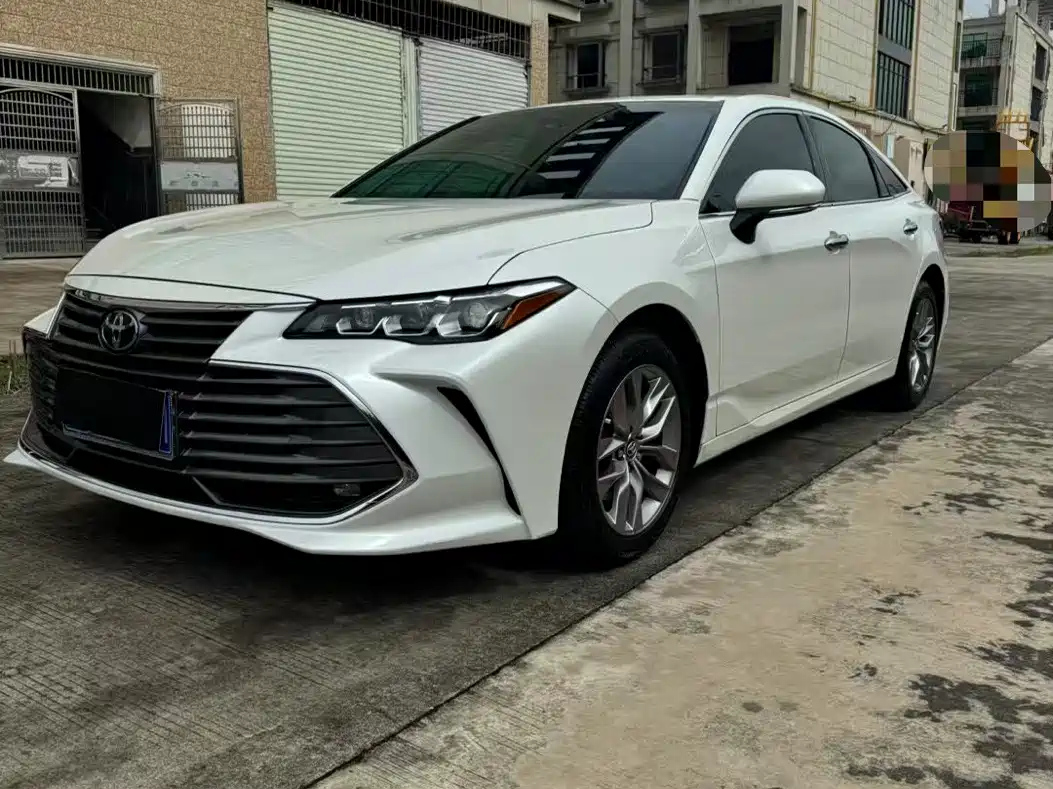 TOYOTA AVALON 2019