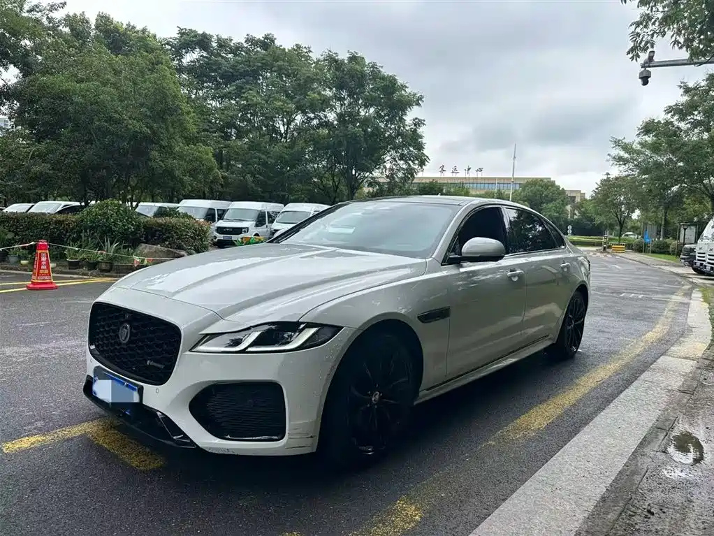JAGUAR XFL 2021