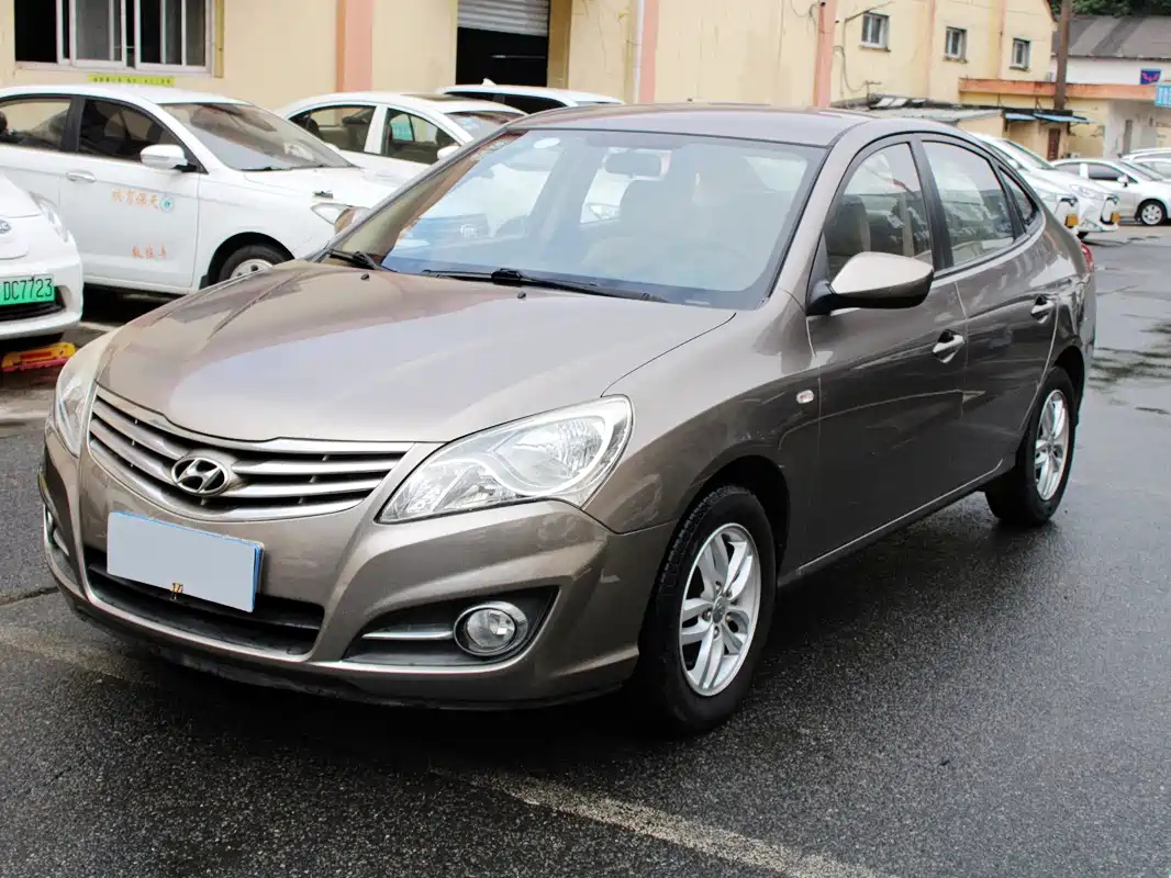 HYUNDAI CELESTA 2011