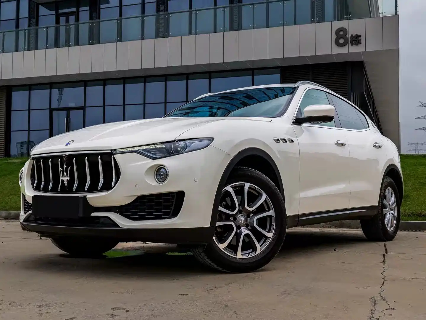 MASERATI LEVANTE 2018