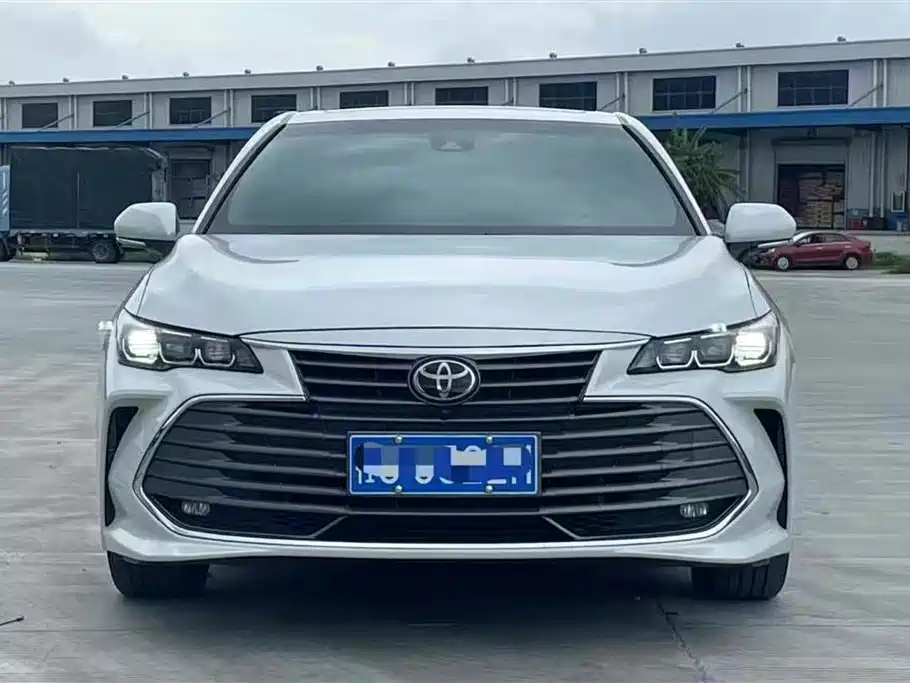 TOYOTA AVALON 2022