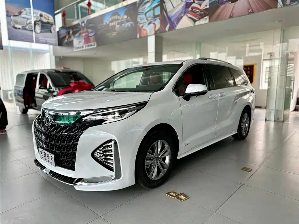 TOYOTA SIENNA SIENNA 2024