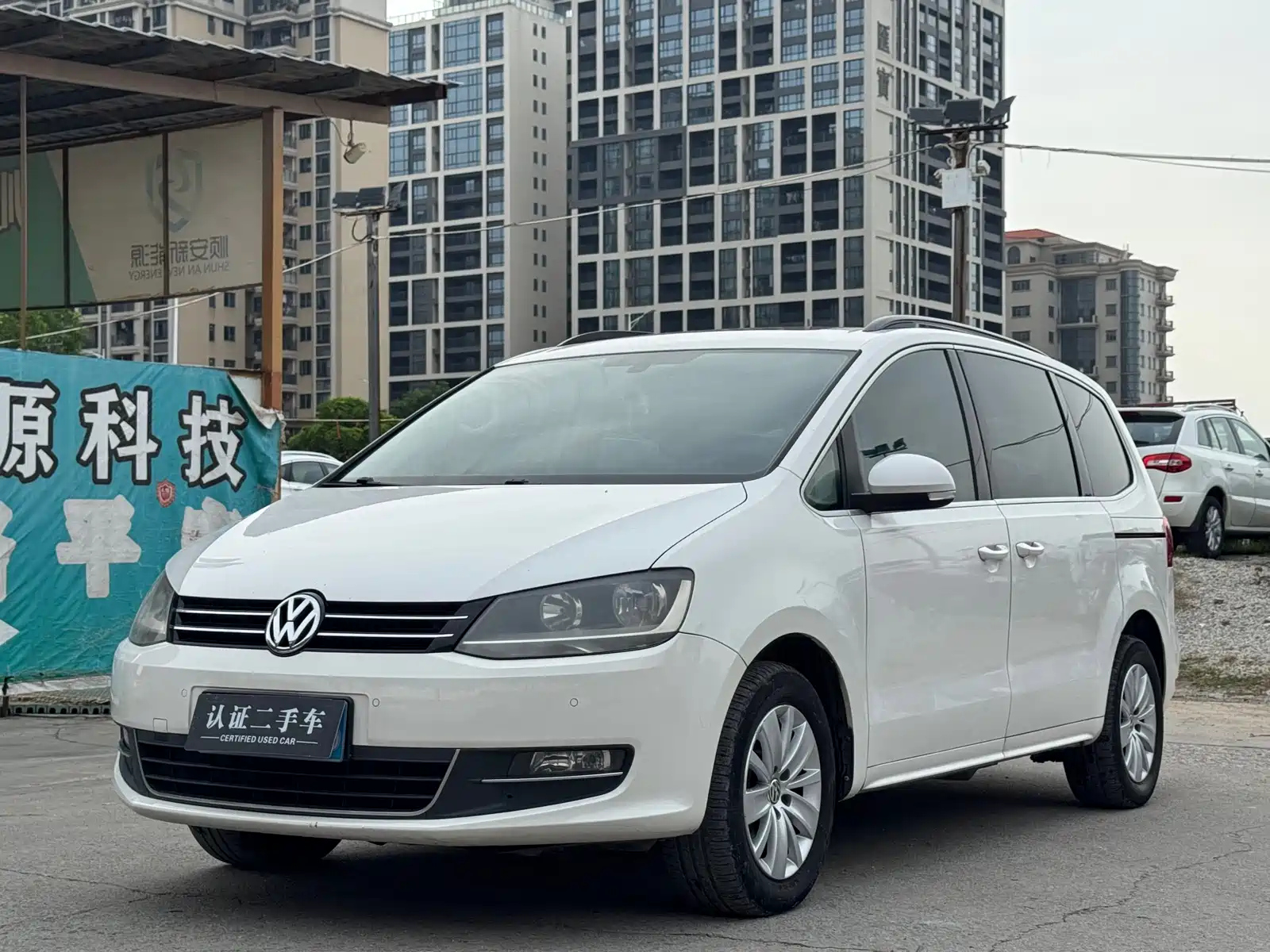 VOLKSWAGEN SHARAN 2014