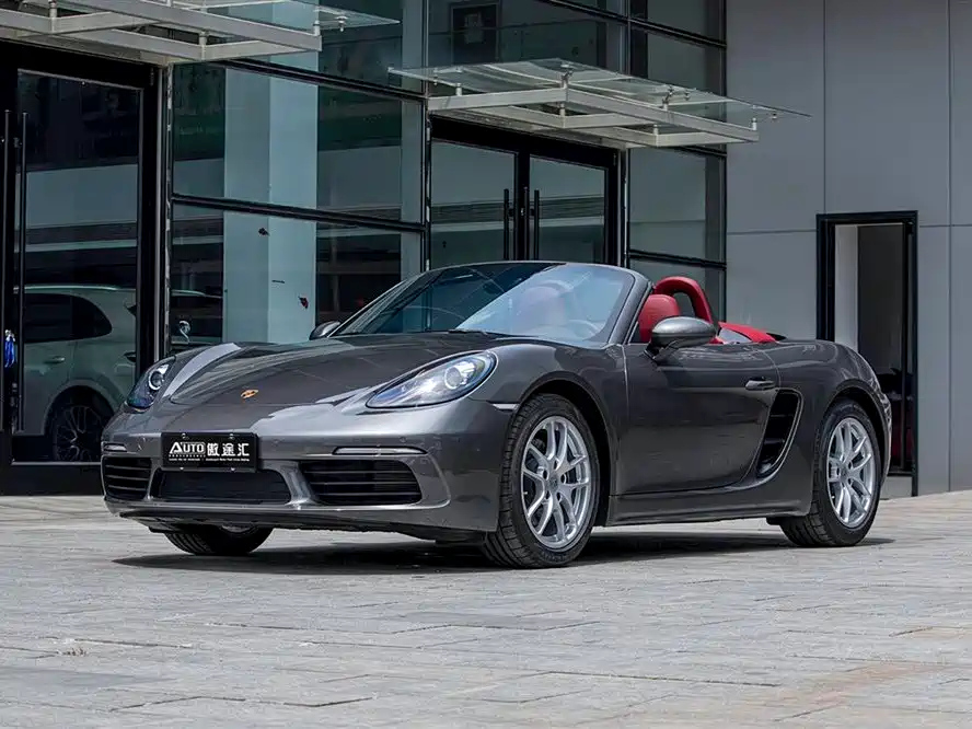 PORSCHE 718 2022