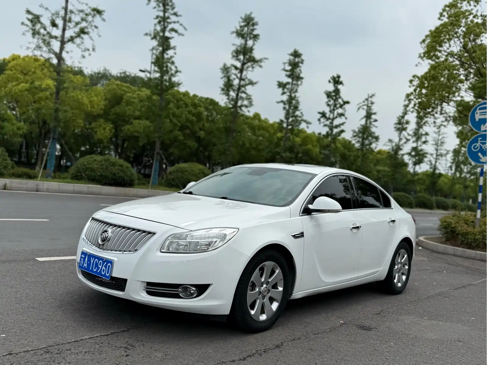 BUICK REGAL 2012