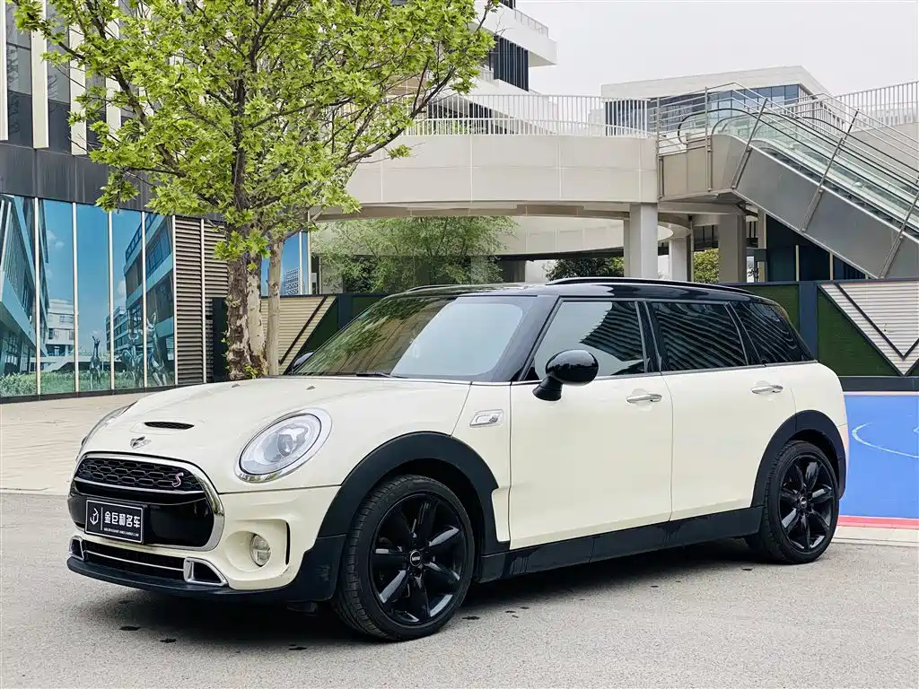 MINI CLUBMAN 2016