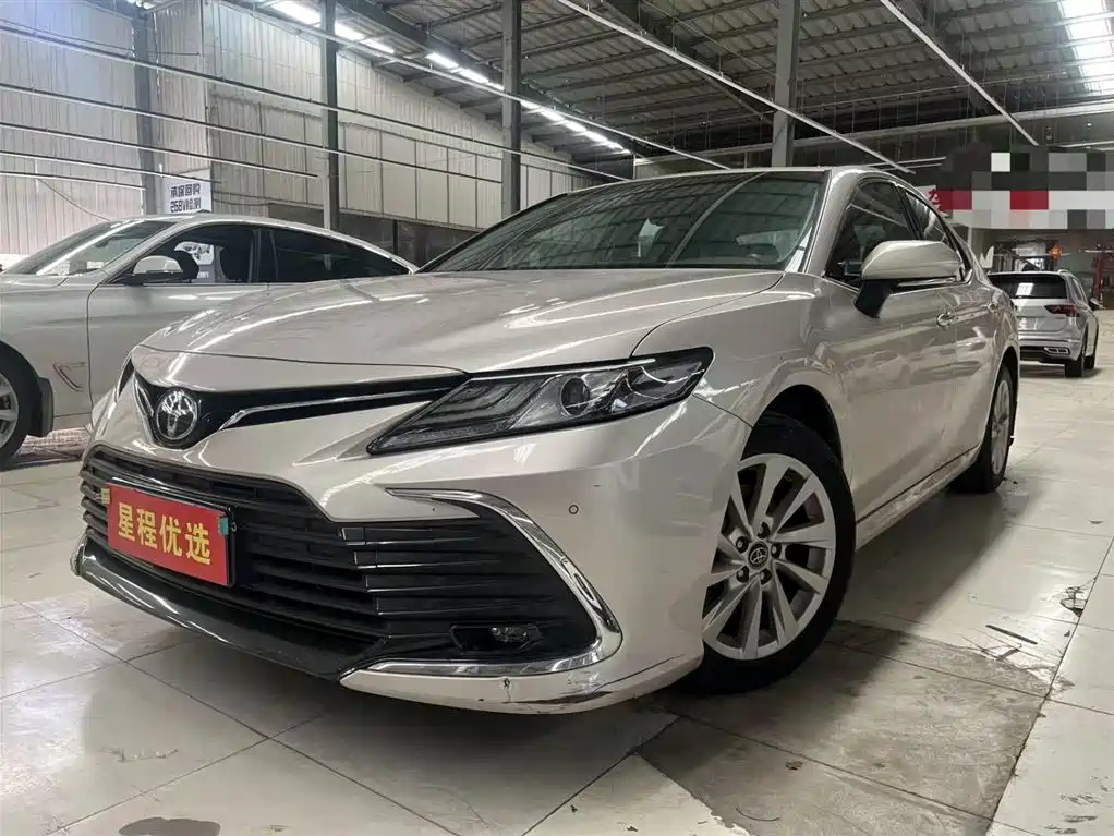 TOYOTA CAMRY 2021