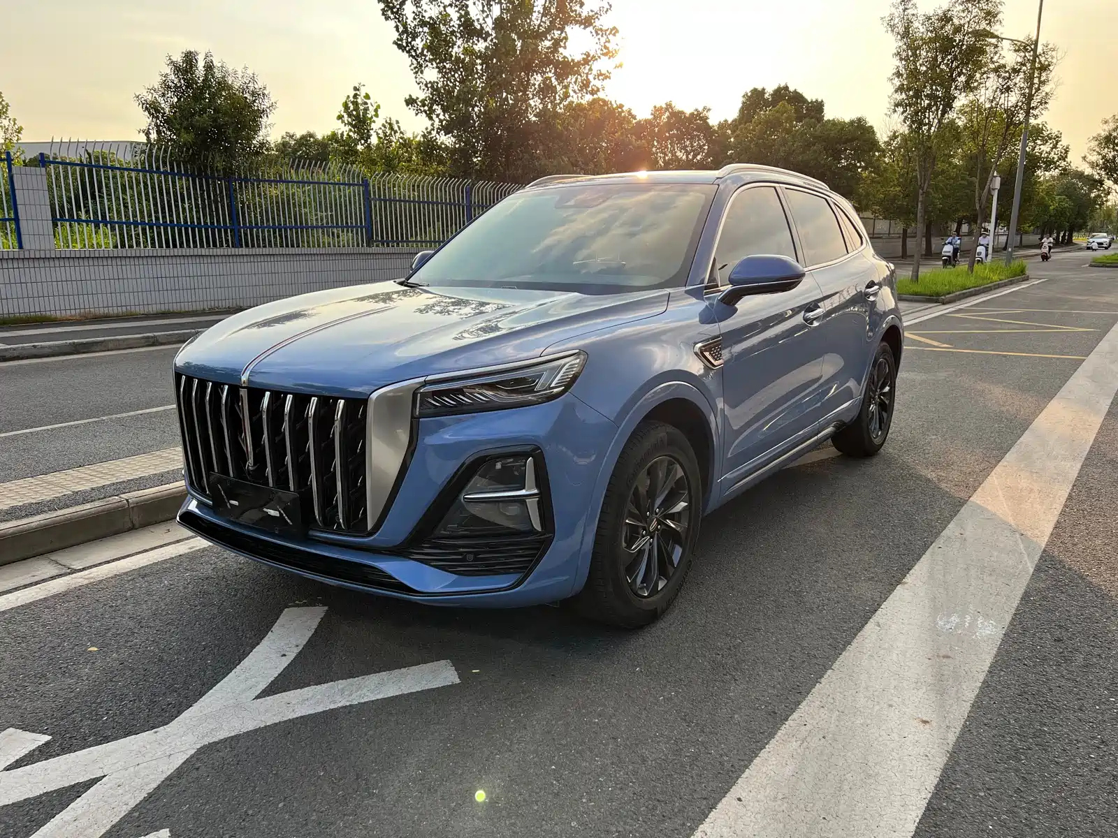 HONGQI HS5 2023