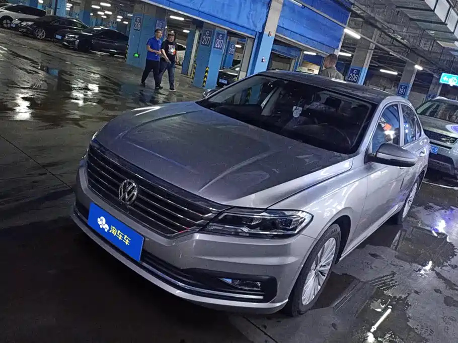 VOLKSWAGEN LAVIDA 2018