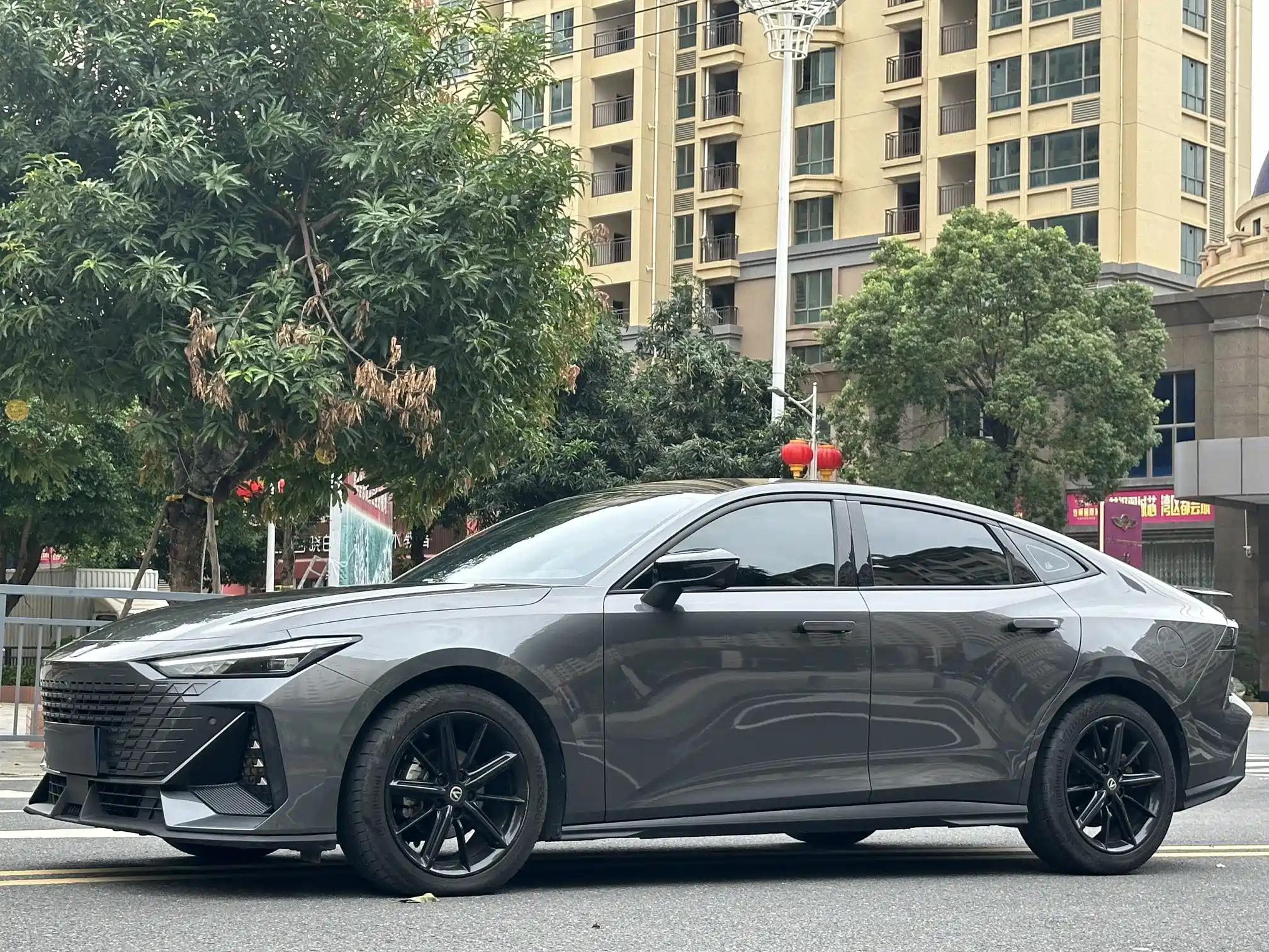 CHANGAN UNI-V 2023
