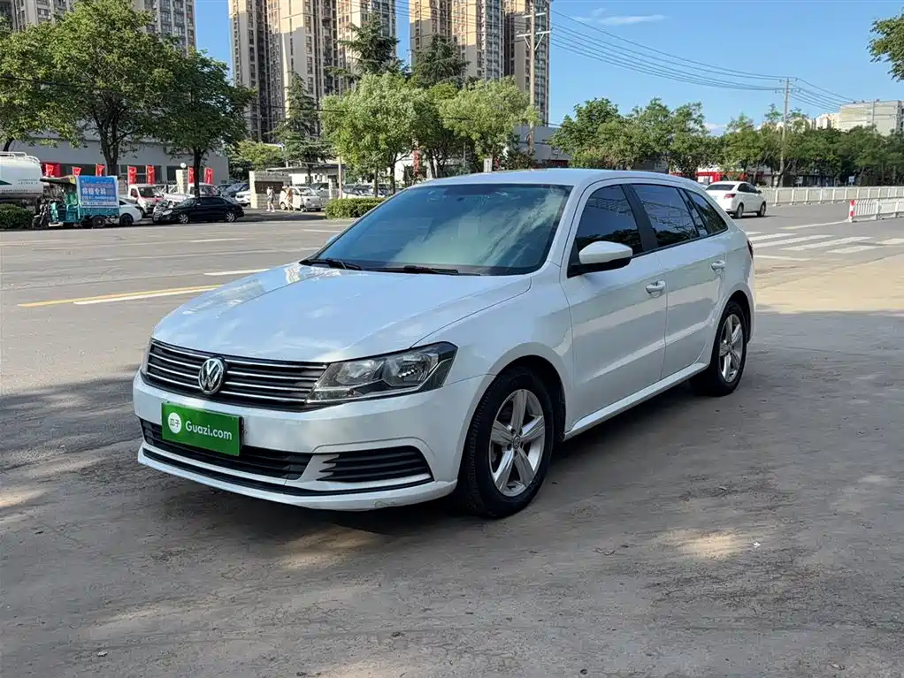 VOLKSWAGEN LAVIDA 2017