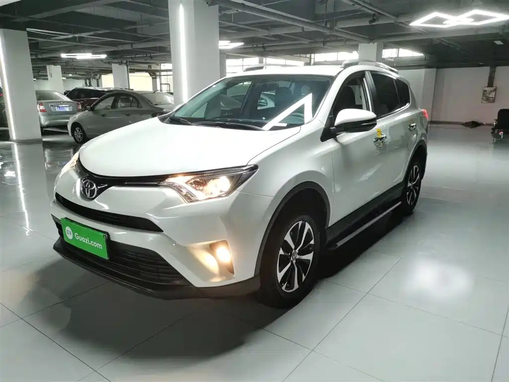 TOYOTA RAV4 RONGFANG 2016