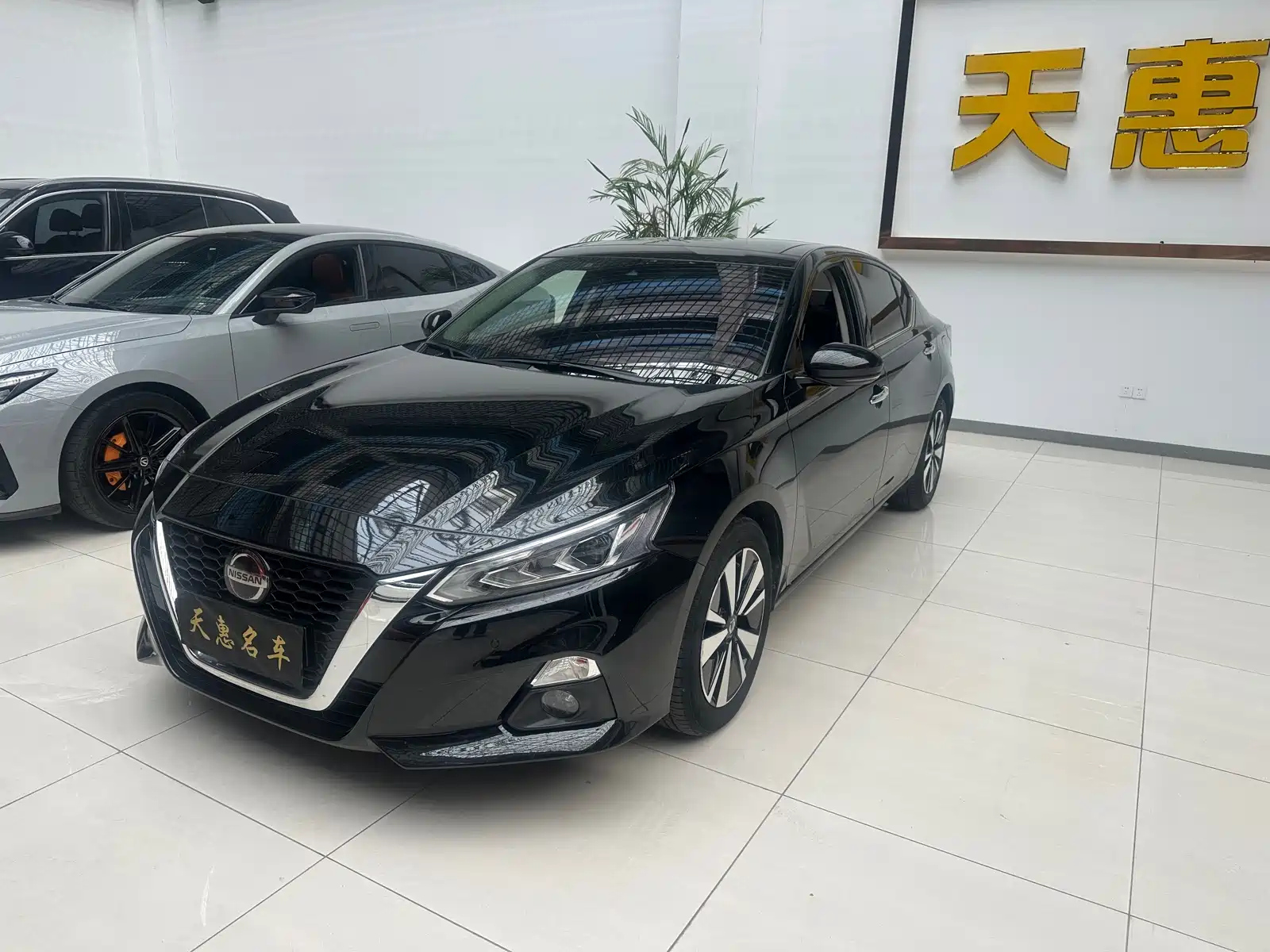 NISSAN TEANA 2021