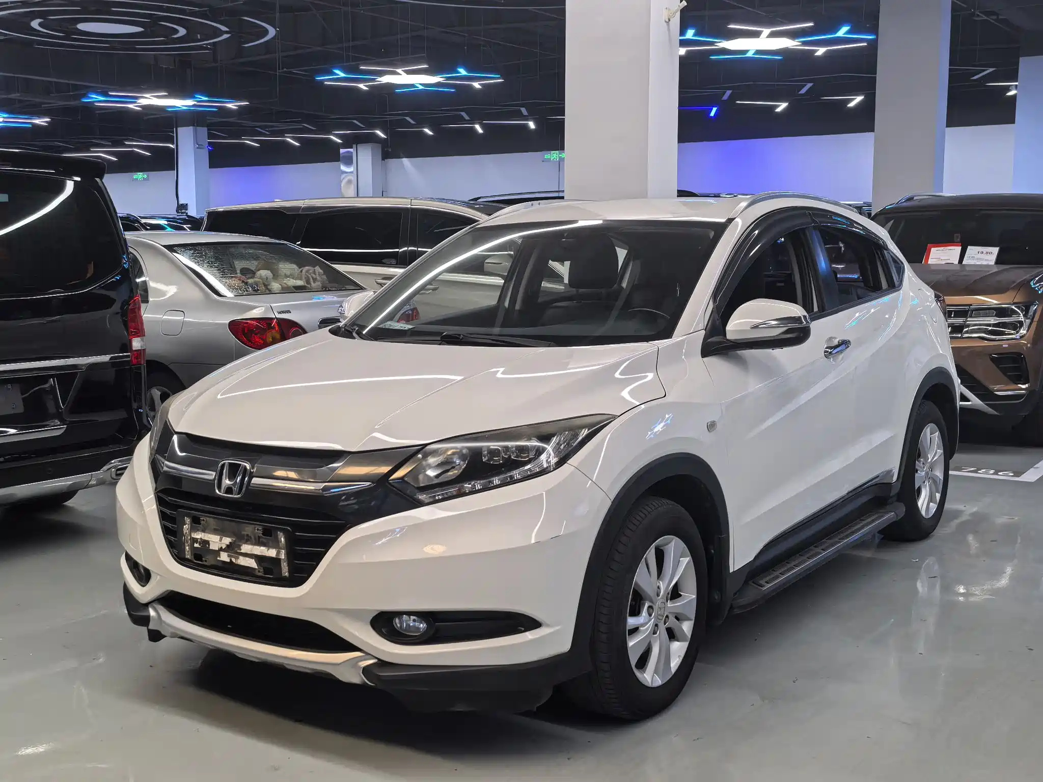 HONDA VEZEL 2018