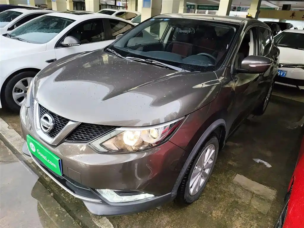 NISSAN QASHQAI 2016