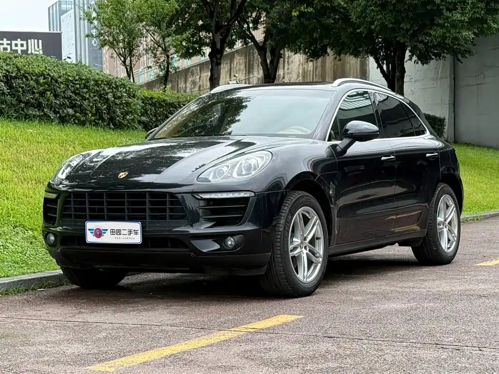 PORSCHE MACAN 2014