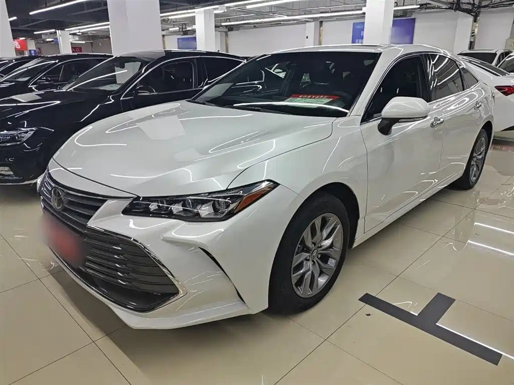 TOYOTA AVALON 2019
