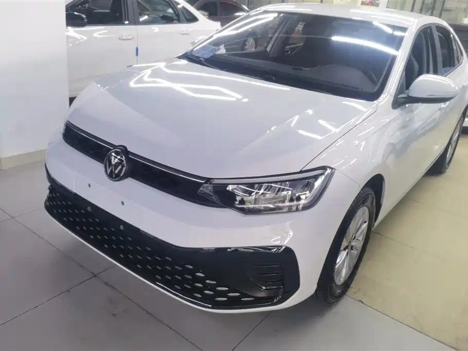 VOLKSWAGEN LAVIDA 2023