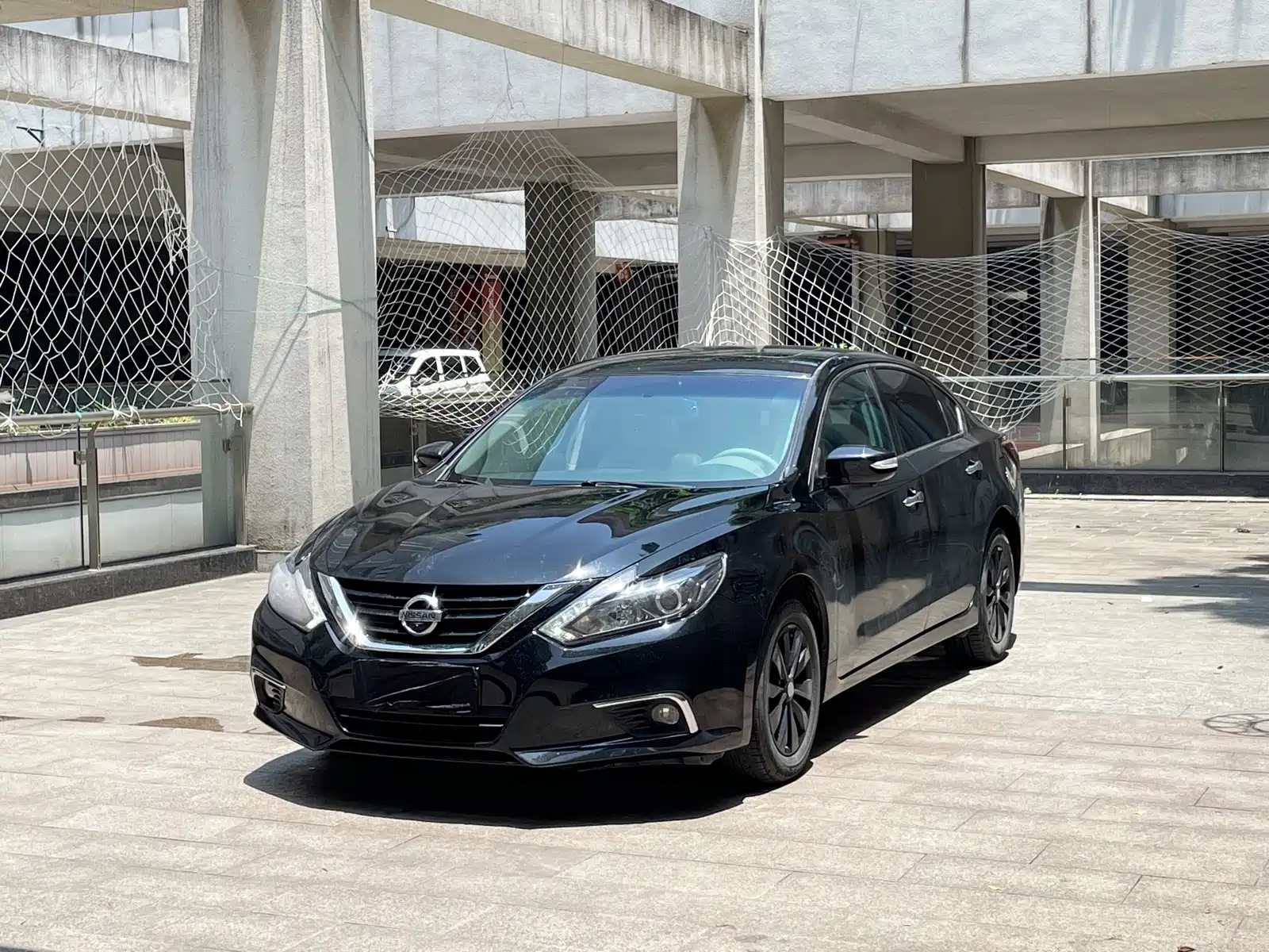 NISSAN TEANA 2016
