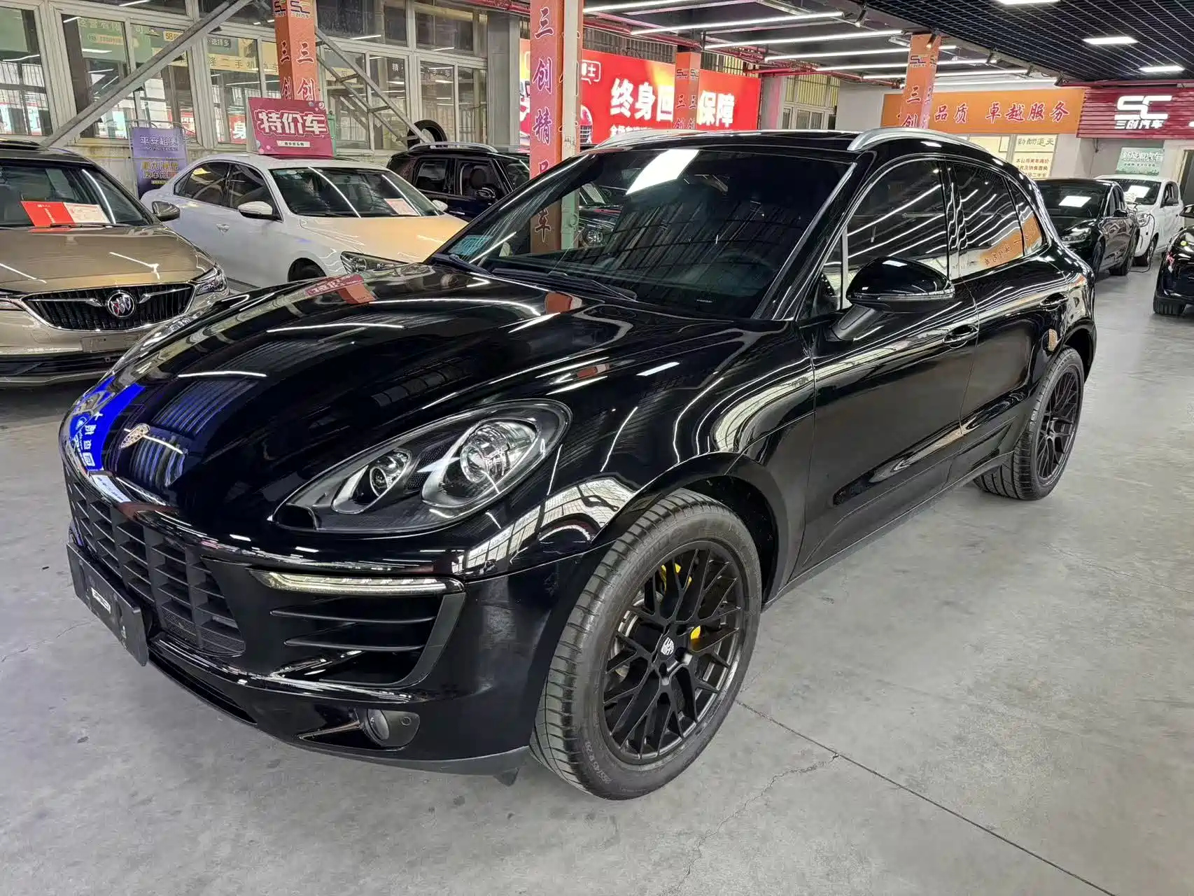 PORSCHE MACAN 2014