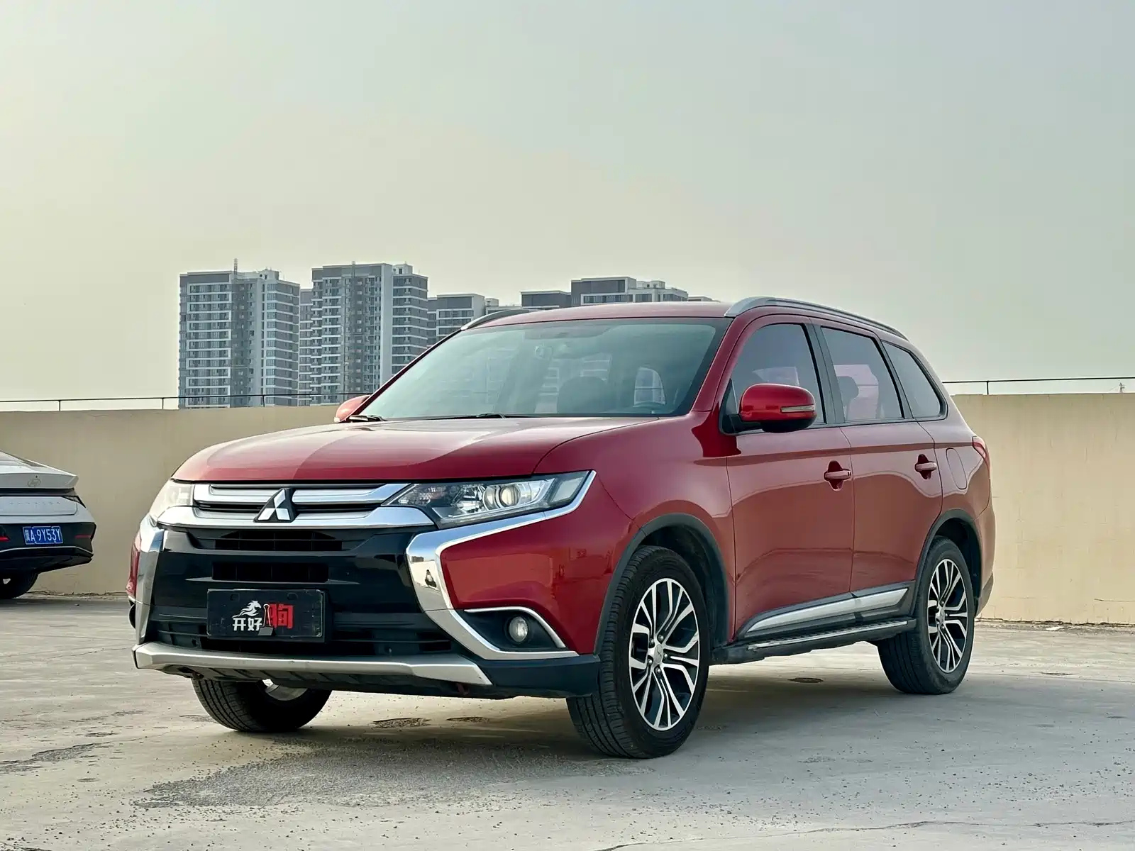 MITSUBISHI OUTLANDER 2018