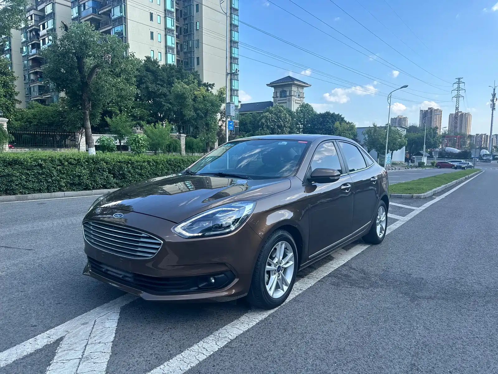 FORD ESCORT 2019