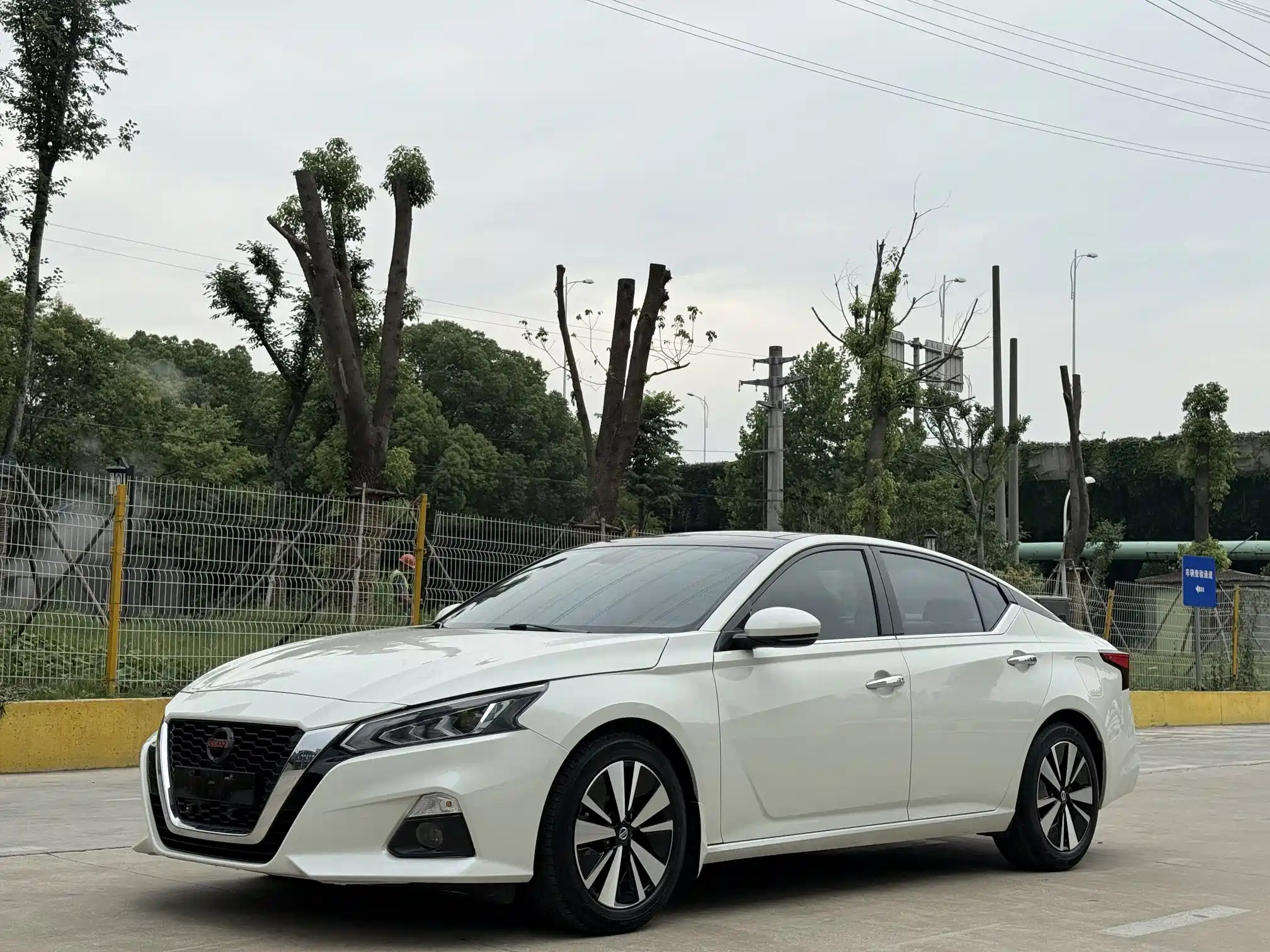 NISSAN TEANA 2021