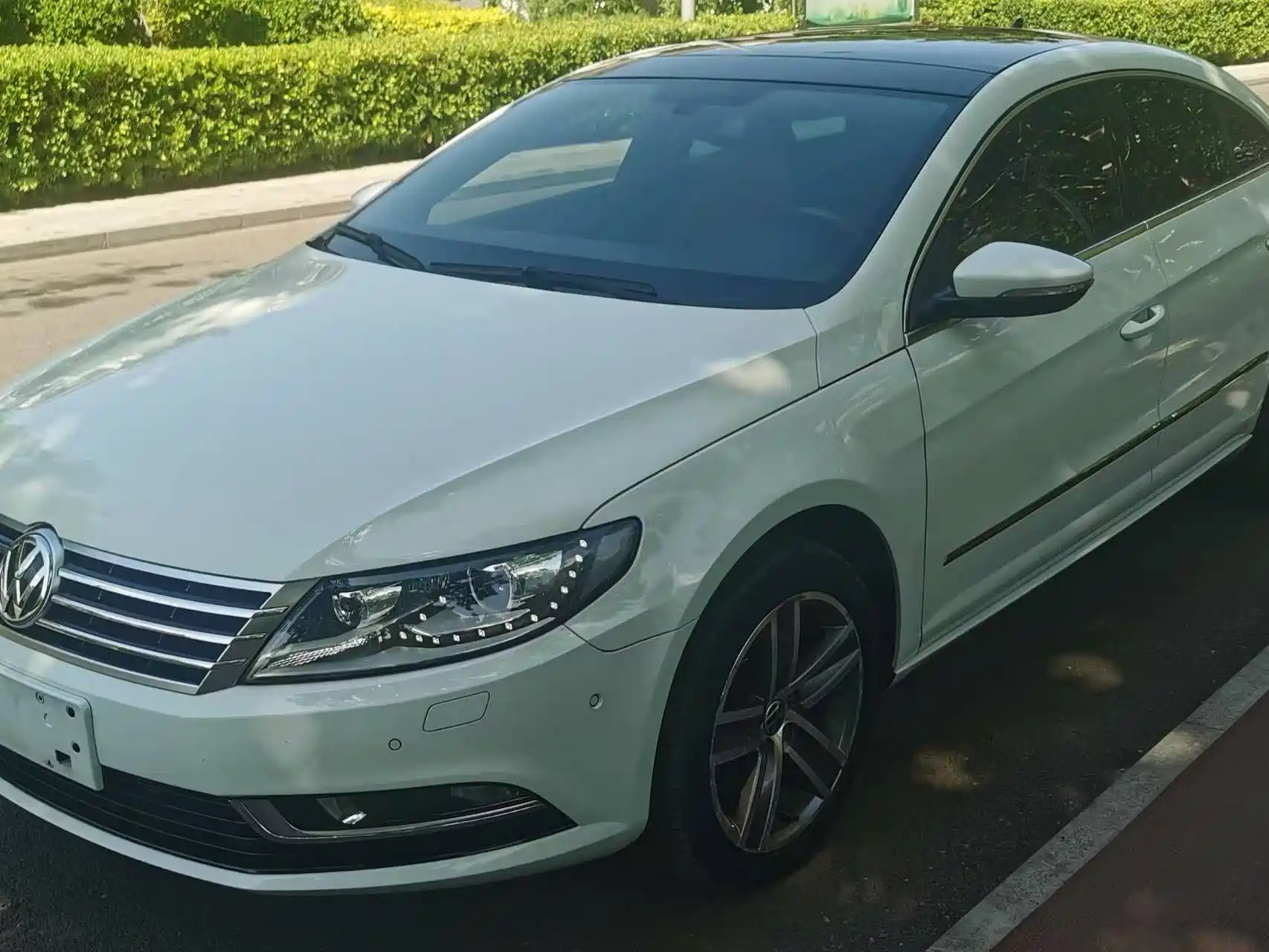 VOLKSWAGEN FAW - VOLKSWAGEN CC 2013