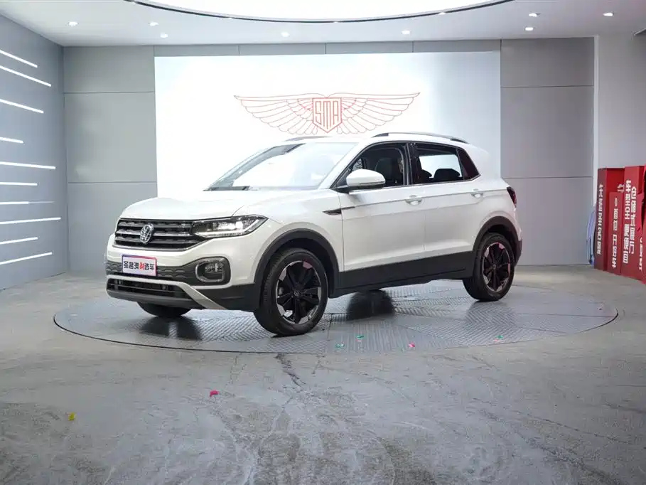 VOLKSWAGEN TACOUA 2021