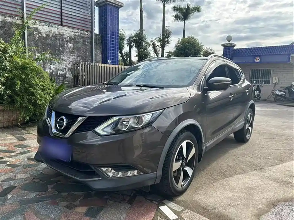 NISSAN QASHQAI 2016
