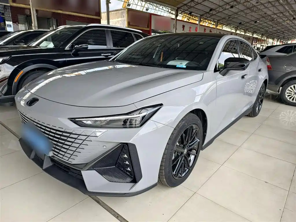 CHANGAN UNI-V 2023