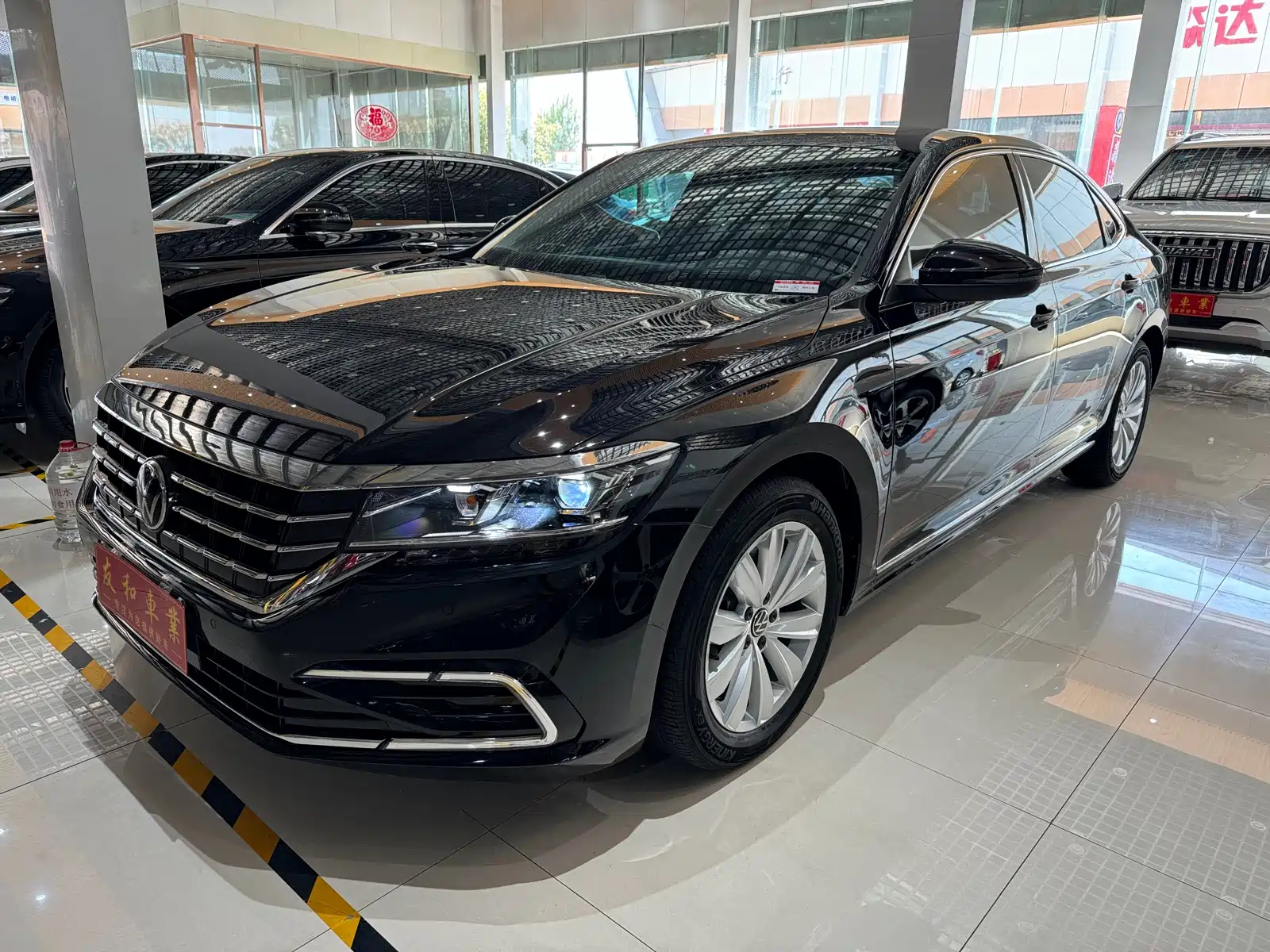 VOLKSWAGEN PASSAT 2021