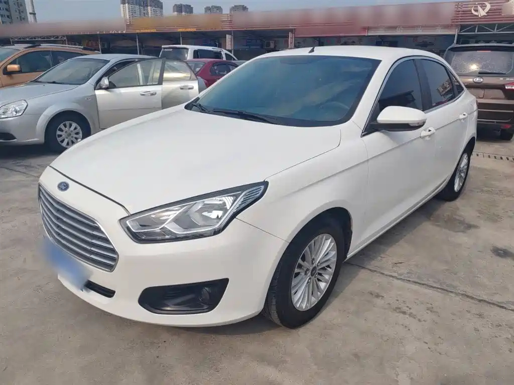 FORD ESCORT 2015