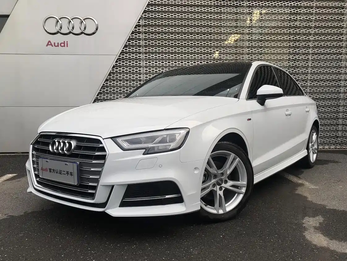 AUDI A3 2019