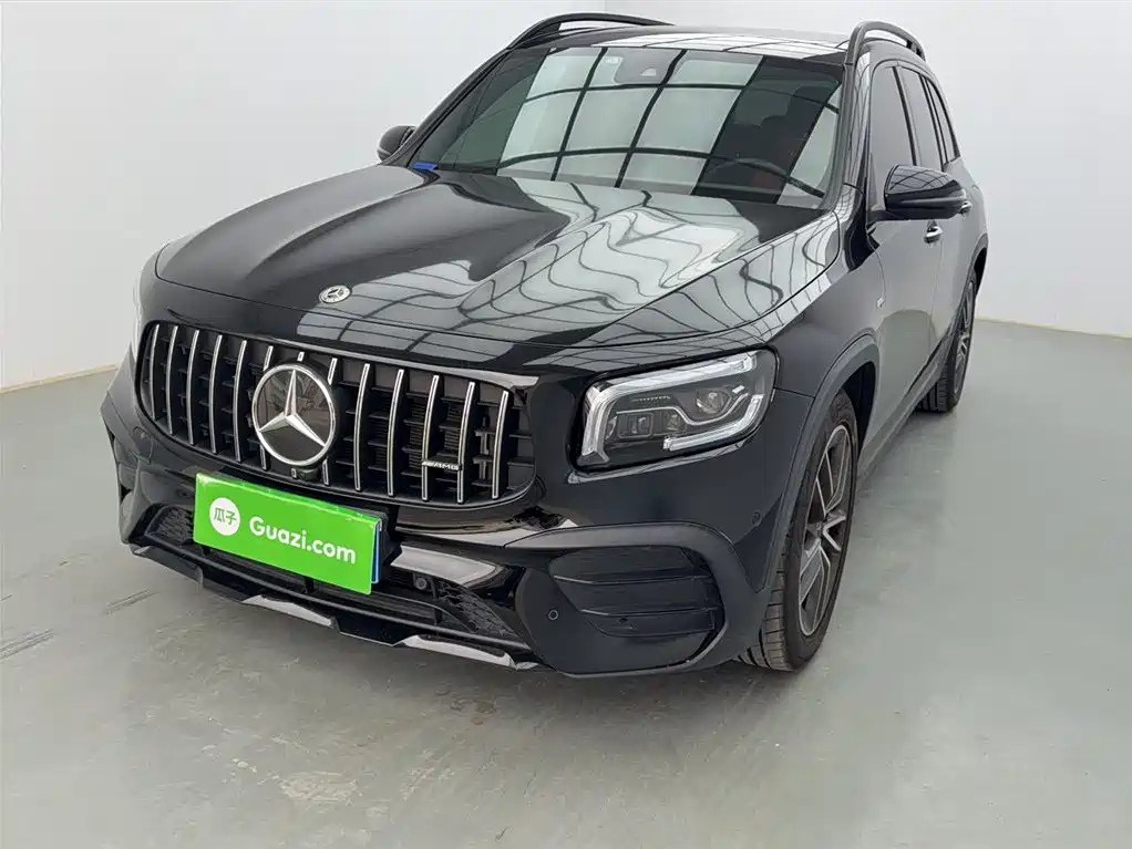 MERCEDES BENZ GLB AMG 2022