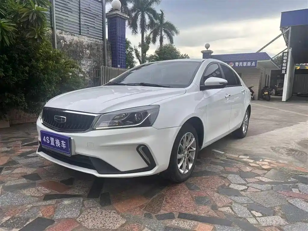 GEELY AUTO EMGRAND 2021