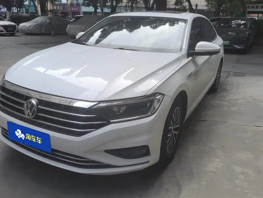 VOLKSWAGEN SAGITAR 2021