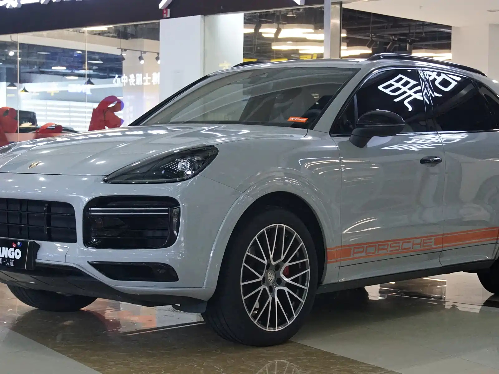 PORSCHE CAYENNE 2018